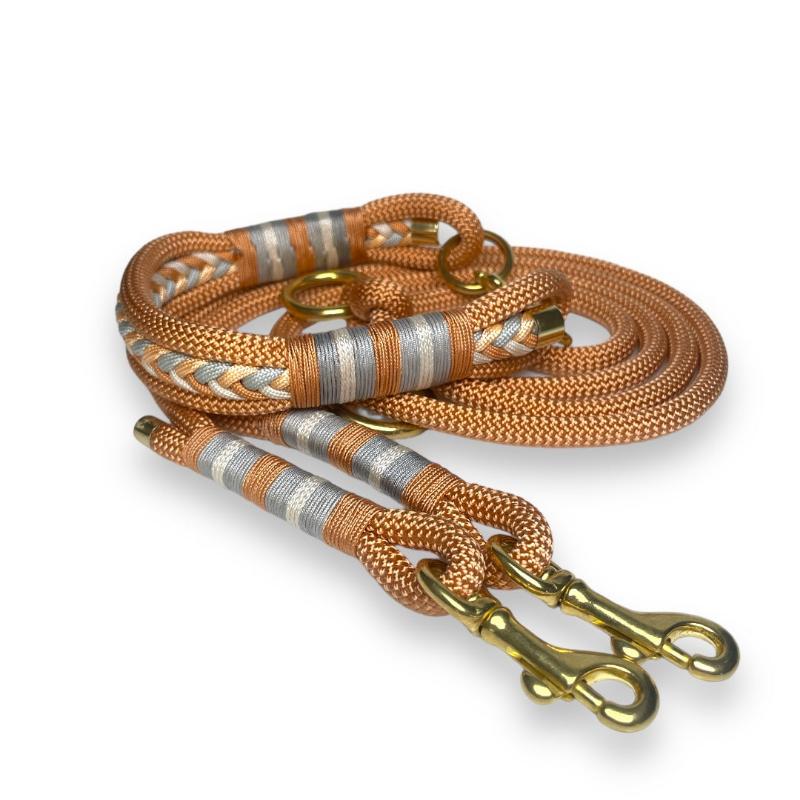 Hochwertiges Tauset für Hunde: handgefertigtes Halsband und robuste Leine, leicht, schwimmfähig und langlebig. Ideal für aktive Hundehalter, die Komfort und Sicherheit schätzen.