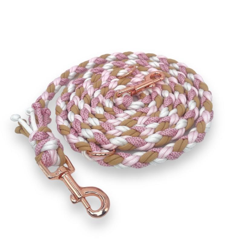 Geflochtenes Paracord Blumenhalsband und Leine für Hunde. Stilvolles Design, robust und bequem – perfekt für modische Spaziergänge mit Ihrem Vierbeiner!