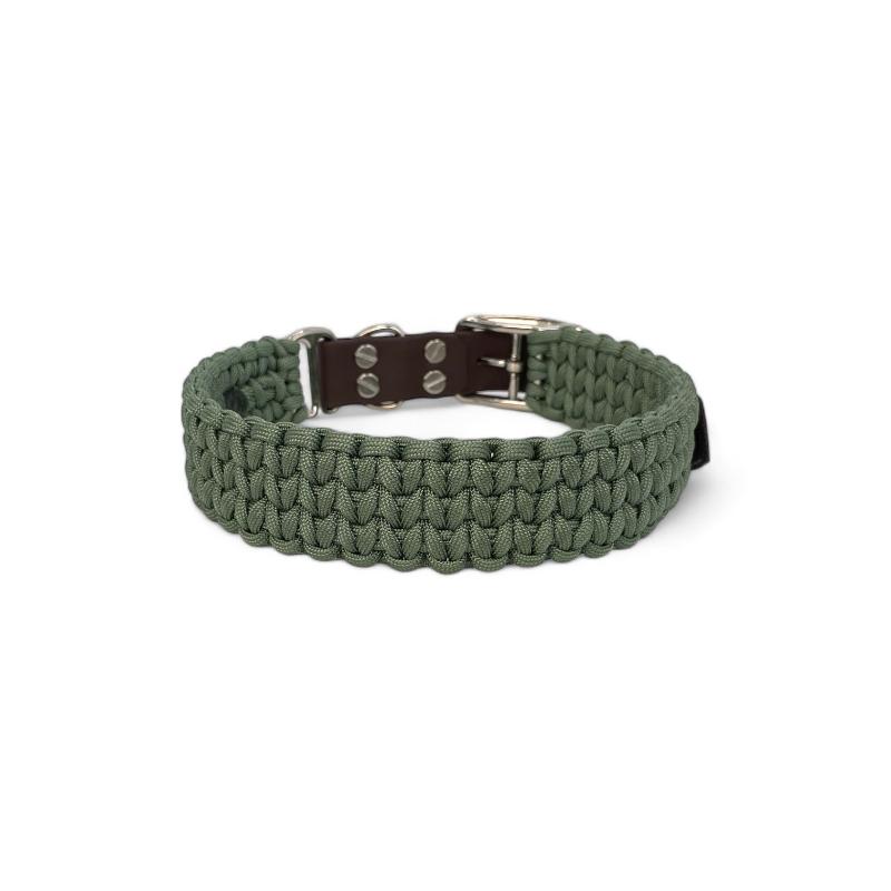 Robuste Hundeleine aus Paracord, ideal für Outdoor-Aktivitäten, mit rutschfestem Griff und verstellbarer Länge für optimalen Komfort und Sicherheit.