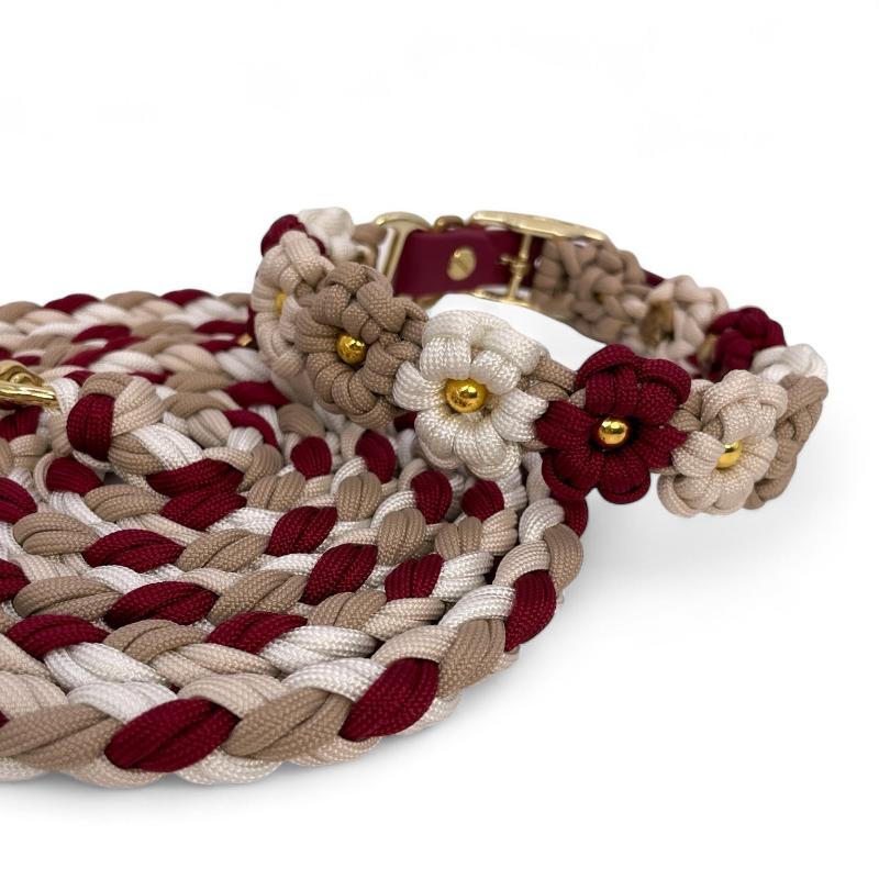 Geflochtenes Paracord Blumenhalsband und Leine für Hunde. Stilvolles Design, robust und bequem – perfekt für modische Spaziergänge mit Ihrem Vierbeiner!