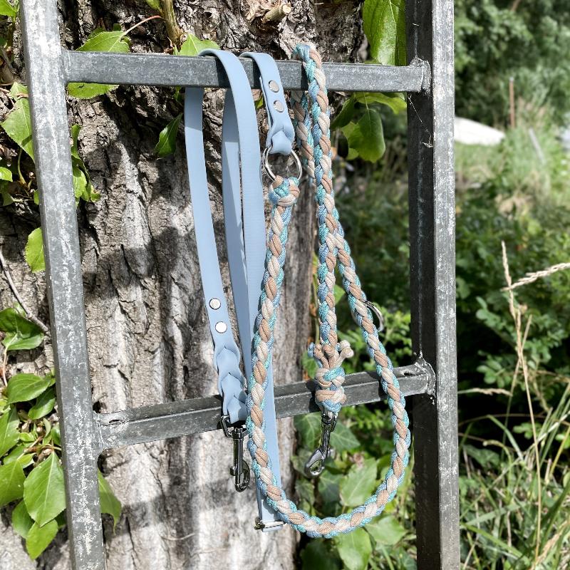 "Stilvolle und strapazierfähige Hundeleine aus Biothane und Paracord, ideal für aktive Hunde. Wasserabweisend und leicht zu reinigen."